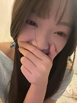 YY-1-1-1 live webcam show