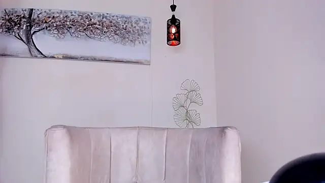 Bonniqin live webcam show