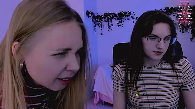 olivia_kit webcam