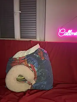 callmelouve webcam