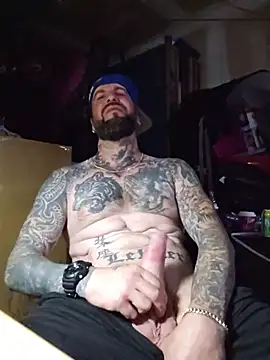 Beardedtattood live webcam show