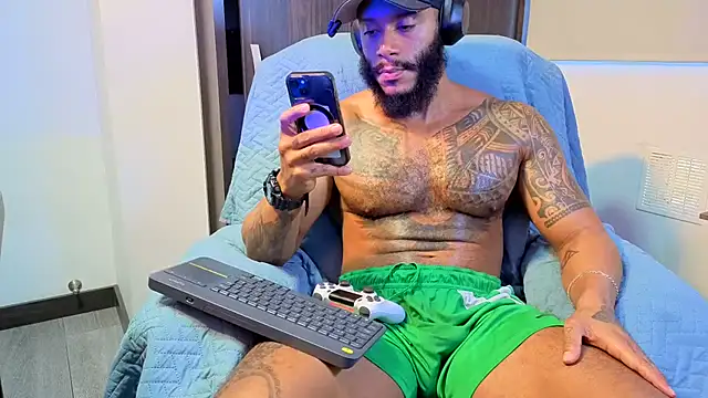 wheeler_green (M young) - Get naked