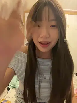 YY-1-1-1 live webcam show