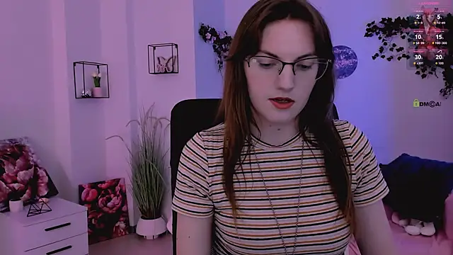 olivia_kit (G young) - spank ass x10