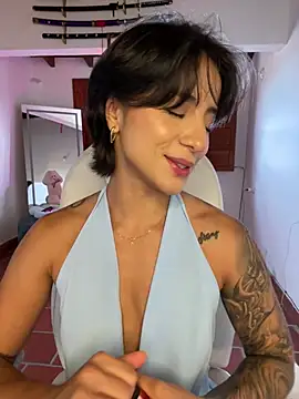 Ale_Lewis webcam