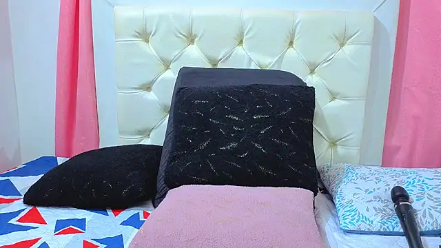 Malia_fox webcam