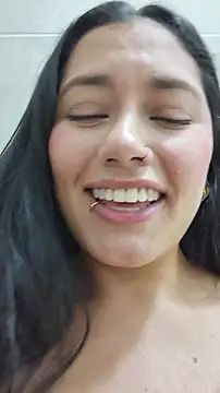 Your_Aleja15 webcam