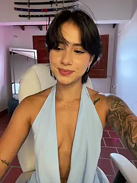 Ale_Lewis webcam