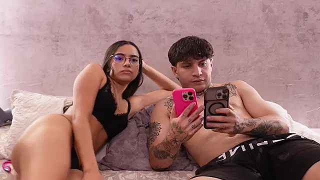 Nicky_and_Blake webcam