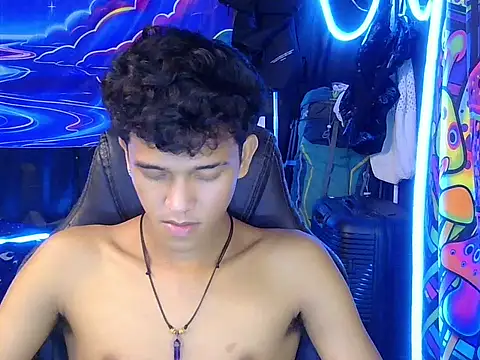 hugekenbigcock webcam
