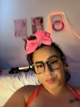 halana_squirts