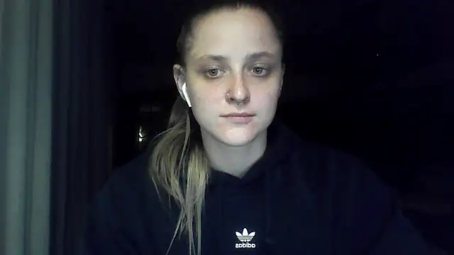 LeaWetGirl webcam