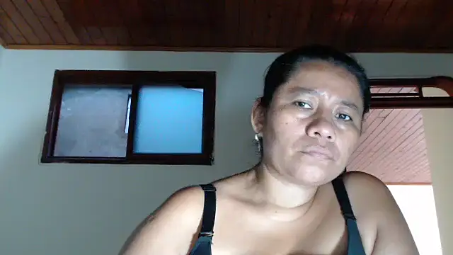 adrixxx38 webcam