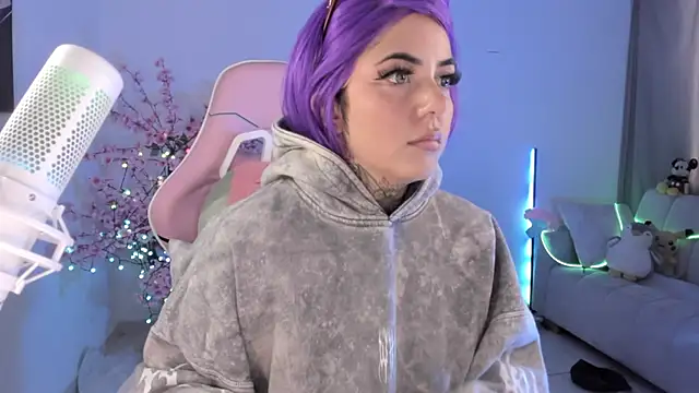 cute_catlyn webcam