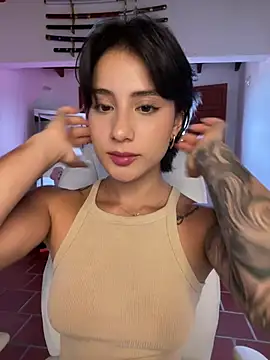 Ale_Lewis webcam