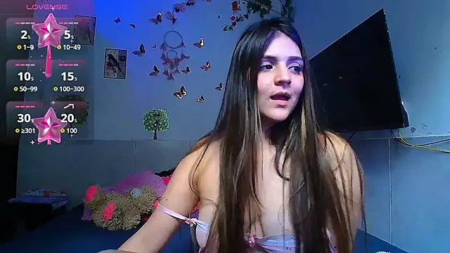 emily_cooper_t live cam on StripChat