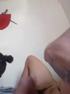 vikysex18 (Ask my age) - Semen en la bocs