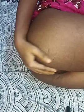 Shivani-tiwari webcam