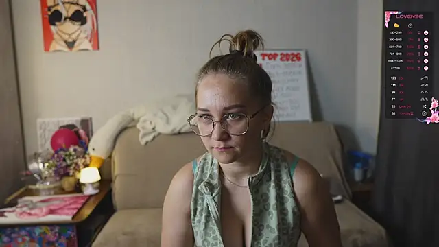 miatiny (F young) - Take off my top❤️