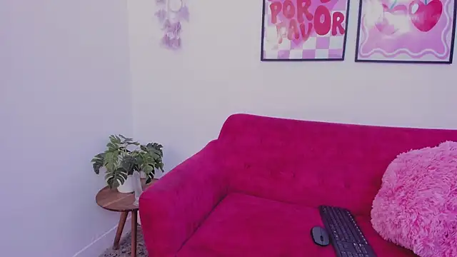 zoeseven7 live sex cam