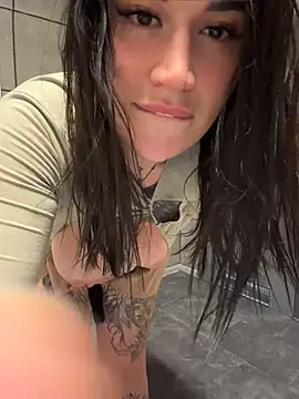 TattooGirlAlia webcam