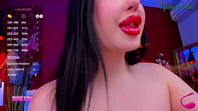 Mayzzie webcam
