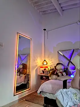 MariaPau_83 webcam