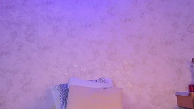 Mia_hill1
