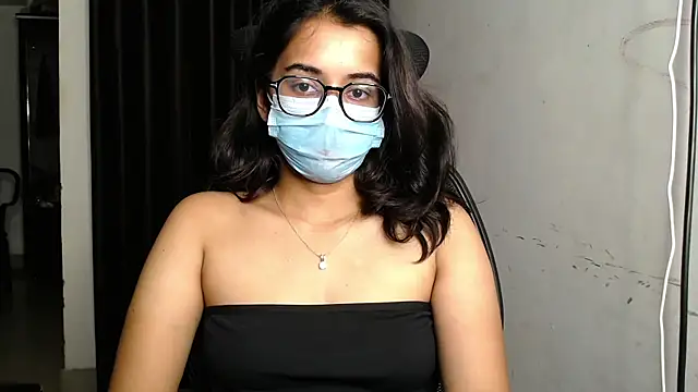 Hot_Niya2 live cam on StripChat