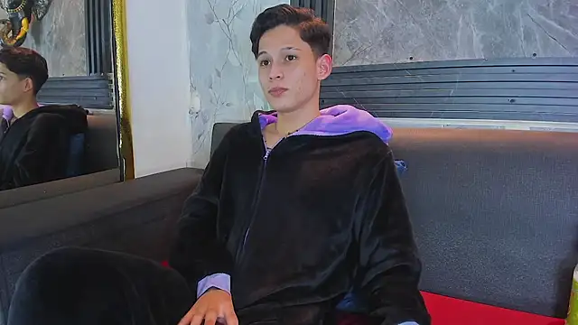 Brianhot0F live sex cam