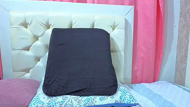 Malia_fox webcam