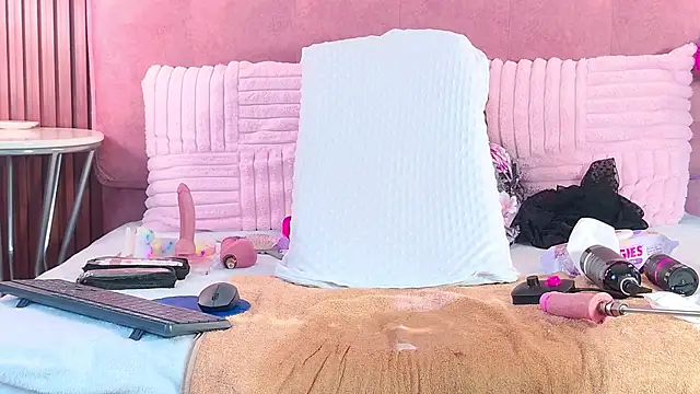 Candy_Mari live cam on StripChat