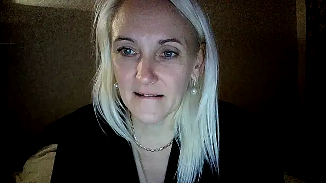 calissako - Calissako's free webcam - UK Sex Cams