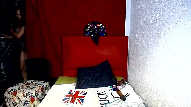 lili_sweet777 webcam