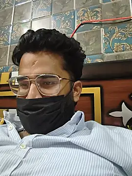 BeardKingoBack webcam