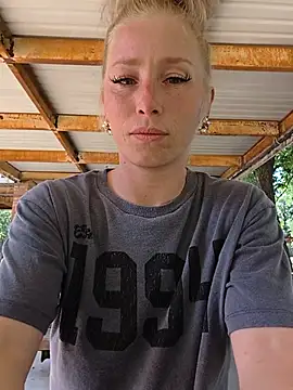 POPPY_XO