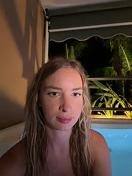 EvieEvans live webcam show