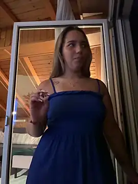 Naomi-Klein live webcam show