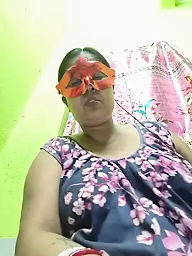 mahi893 live cam on StripChat