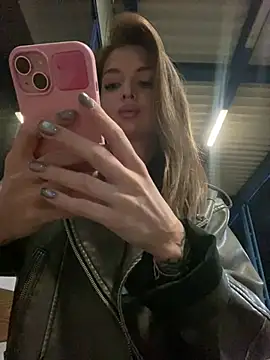 krismagnoly (F young) - VibRRRRate my pussy