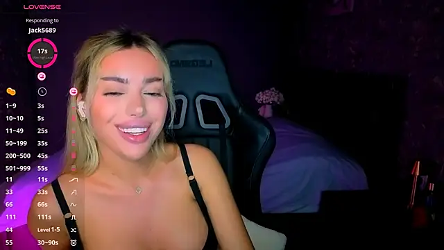 Ayla__Demir