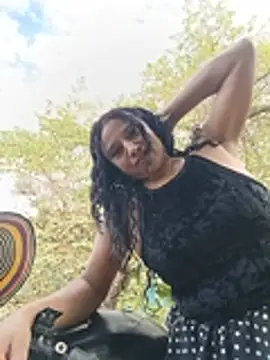 esmeralda_li webcam