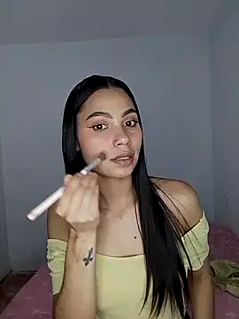 iamemmablake webcam