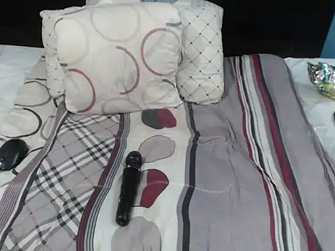 DarkEbonyX webcam