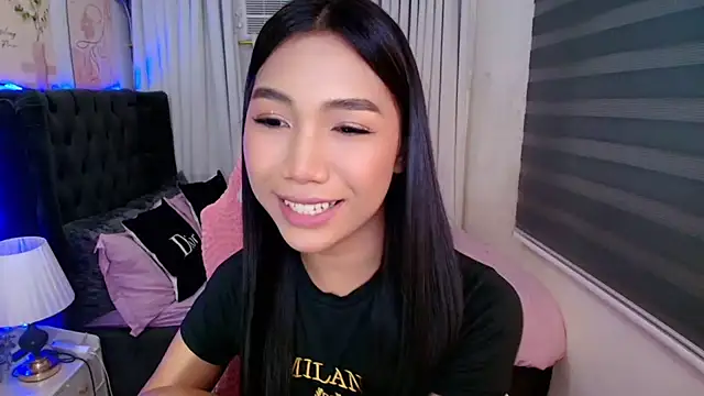 fuckingnaughtyjade webcam