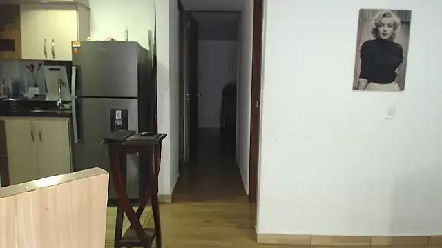 Ferotica-Mistress webcam
