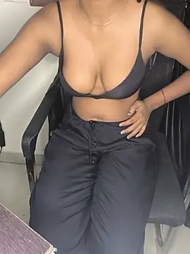 Hoty-baby_ live cam on StripChat