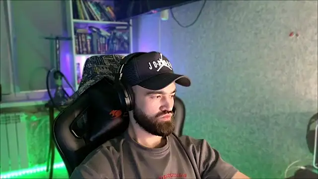 _Serious_Man webcam