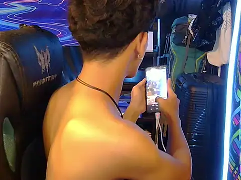 hugekenbigcock live sex cam