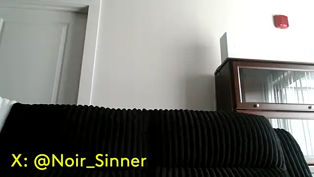 sinnernoir live sex cam